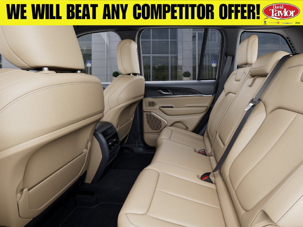 New 2026 Jeep Grand Cherokee Limited w/ Trailer Tow Package AWD/4WD image 24