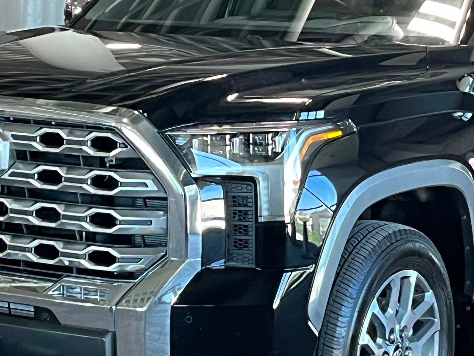 Used 2025 Toyota Tundra 1794 Edition AWD/4WD image 5