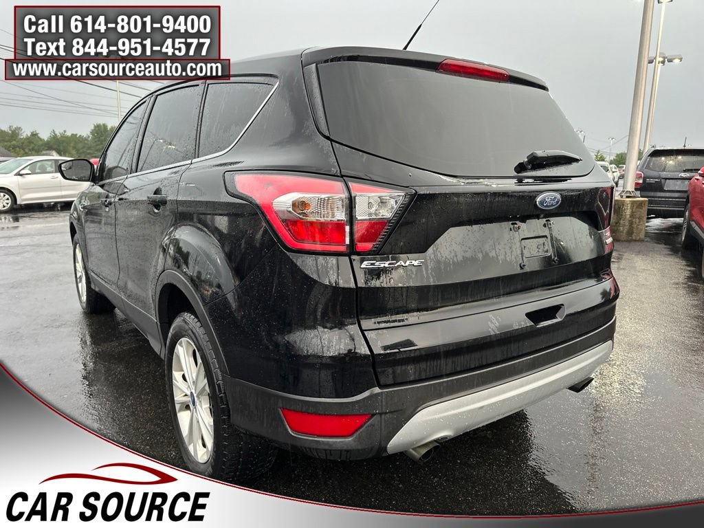 Used 2017 Ford Escape SE AWD/4WD image 6