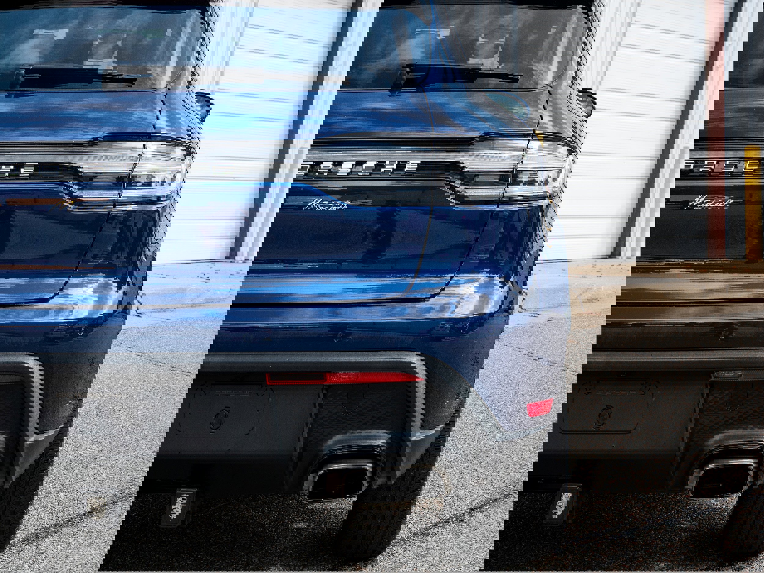 Used 2024 Porsche Macan image 15