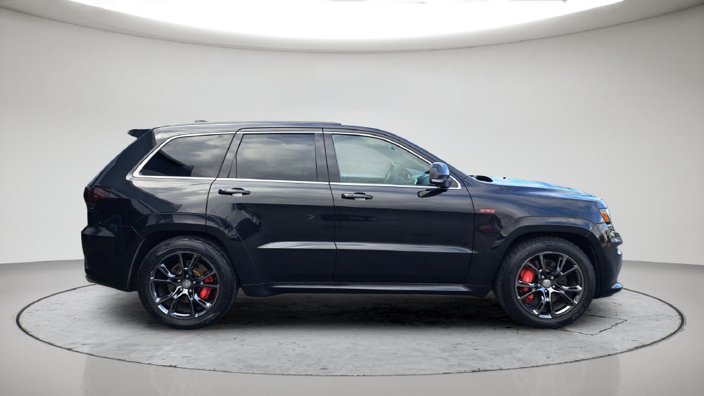 Used 2014 Jeep Grand Cherokee SRT8 w/ Luxury Group II AWD/4WD image 18