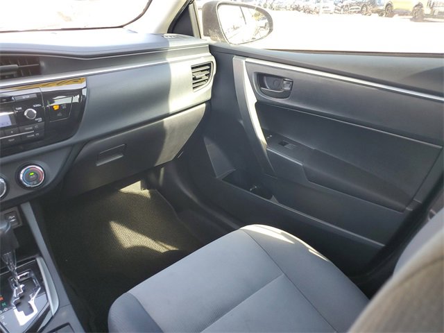 Used 2014 Toyota Corolla L image 9