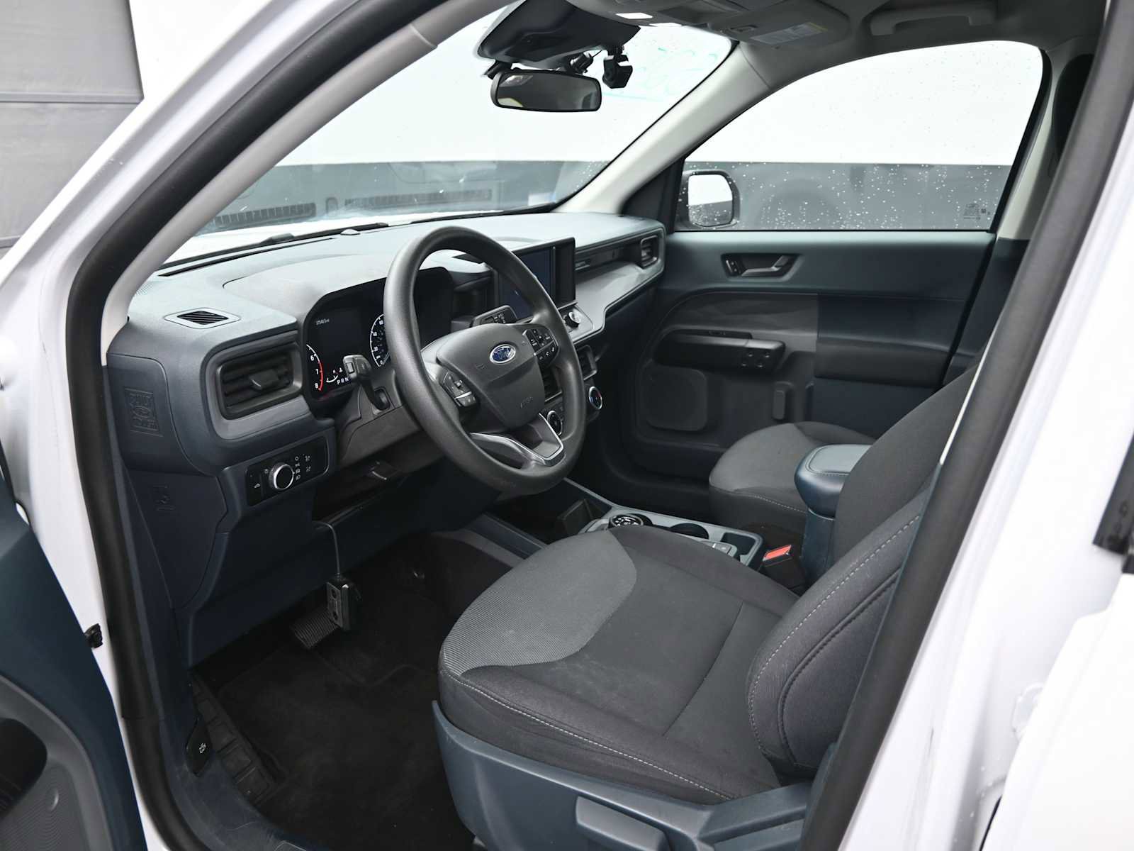 Used 2023 Ford Maverick XL image 11