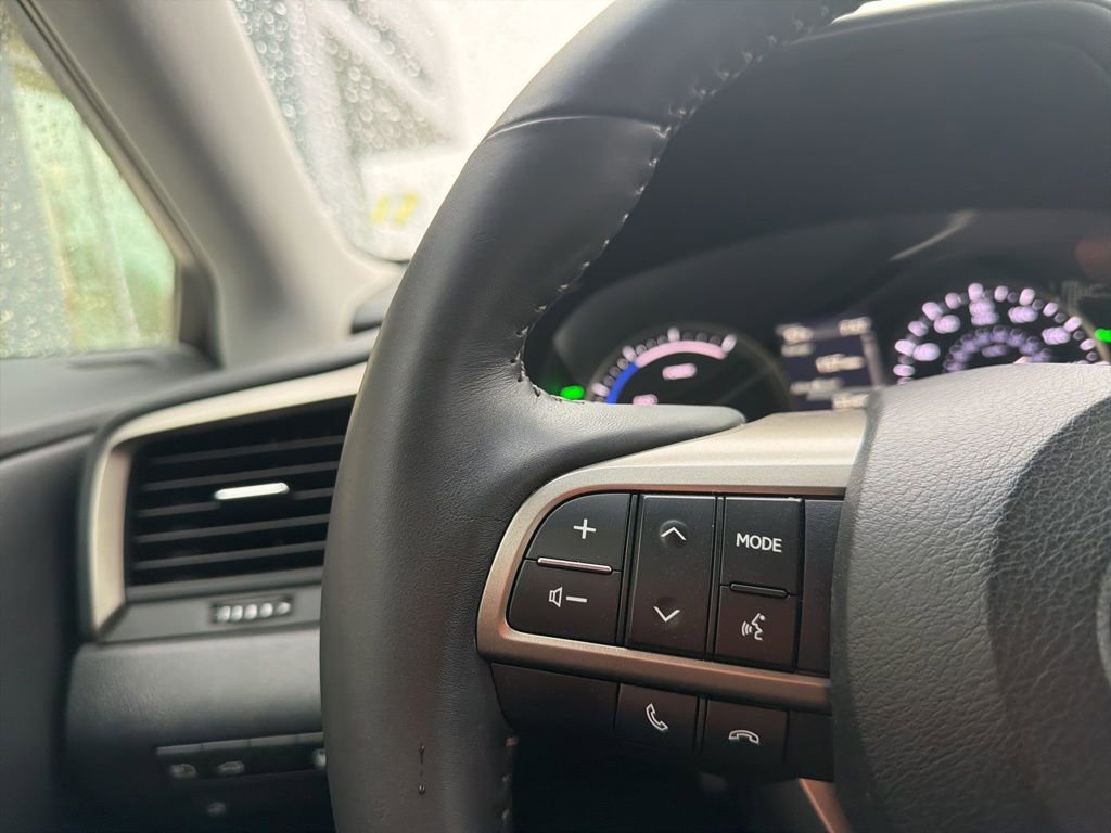 Used 2017 Lexus RX 450h AWD w/ Accessory Package image 32