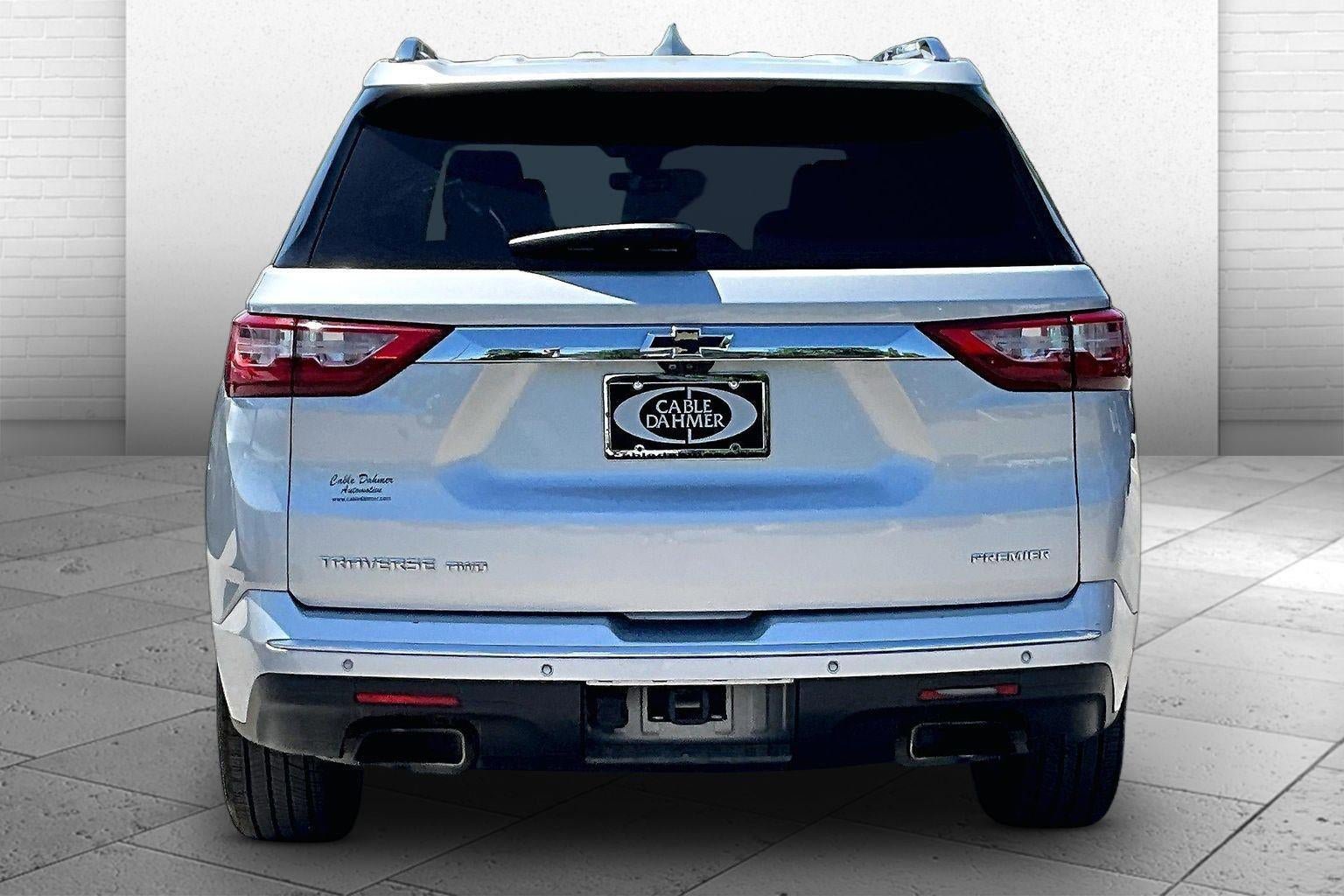 Used 2021 Chevrolet Traverse Premier AWD/4WD image 3
