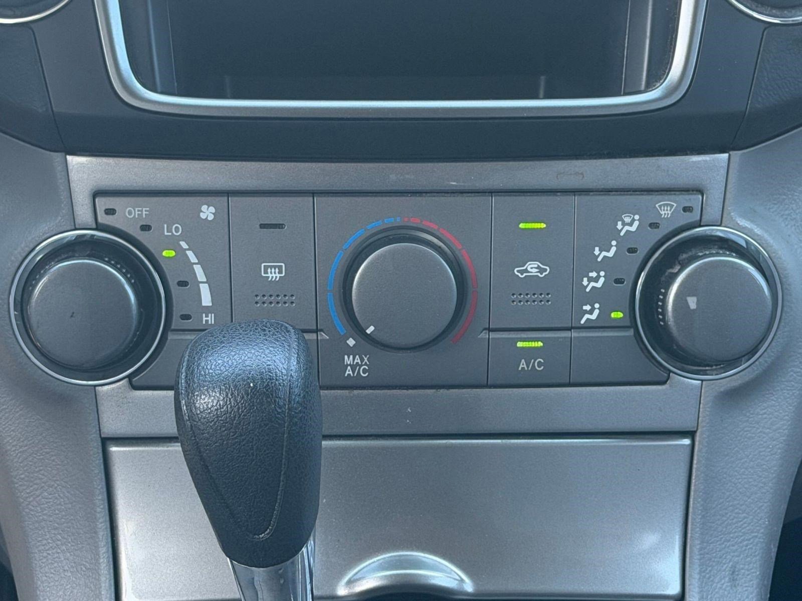 Used 2013 Toyota Highlander FWD image 18