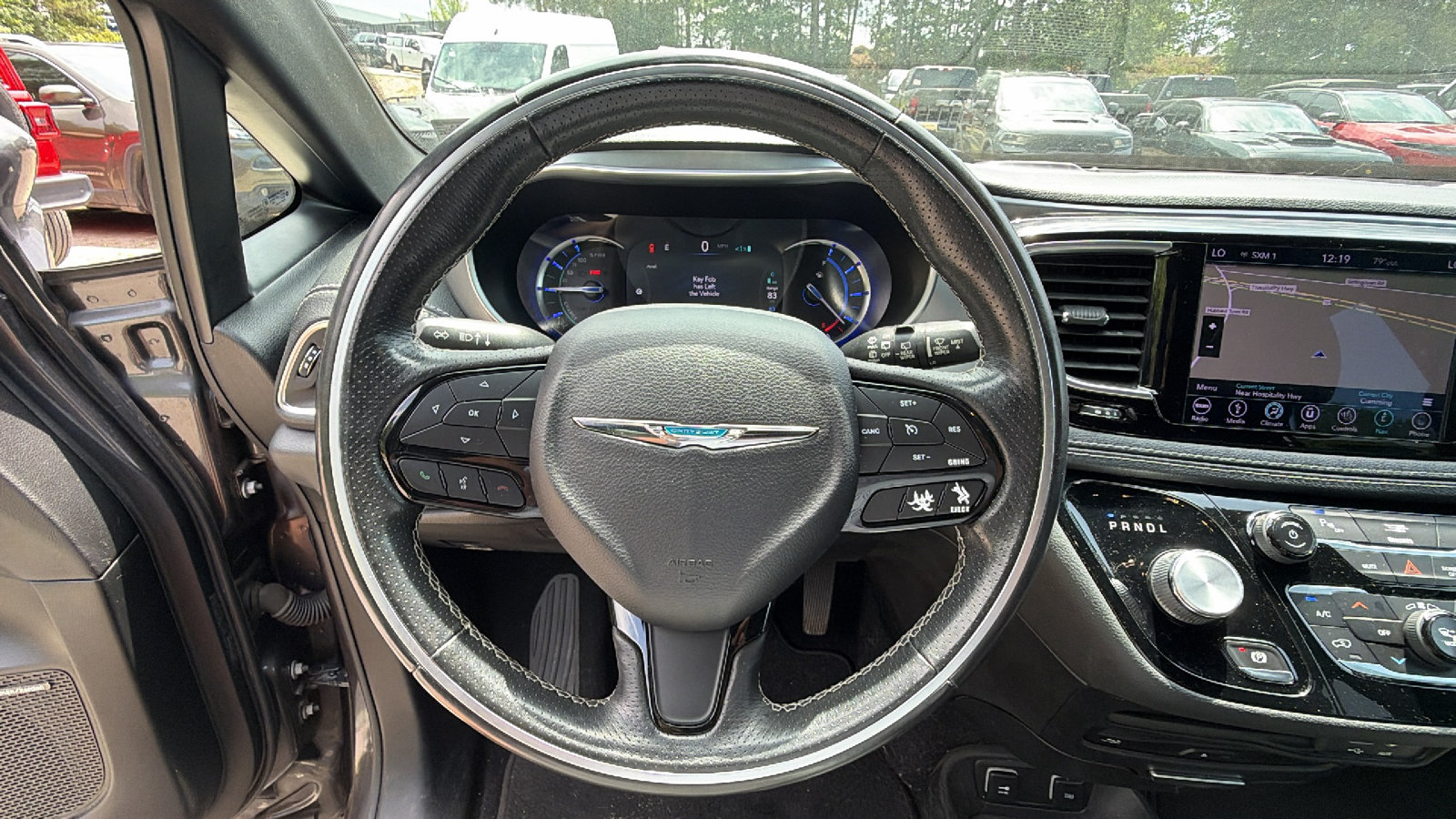 Used 2019 Chrysler Pacifica Limited w/ S Appearance Package FWD image 27