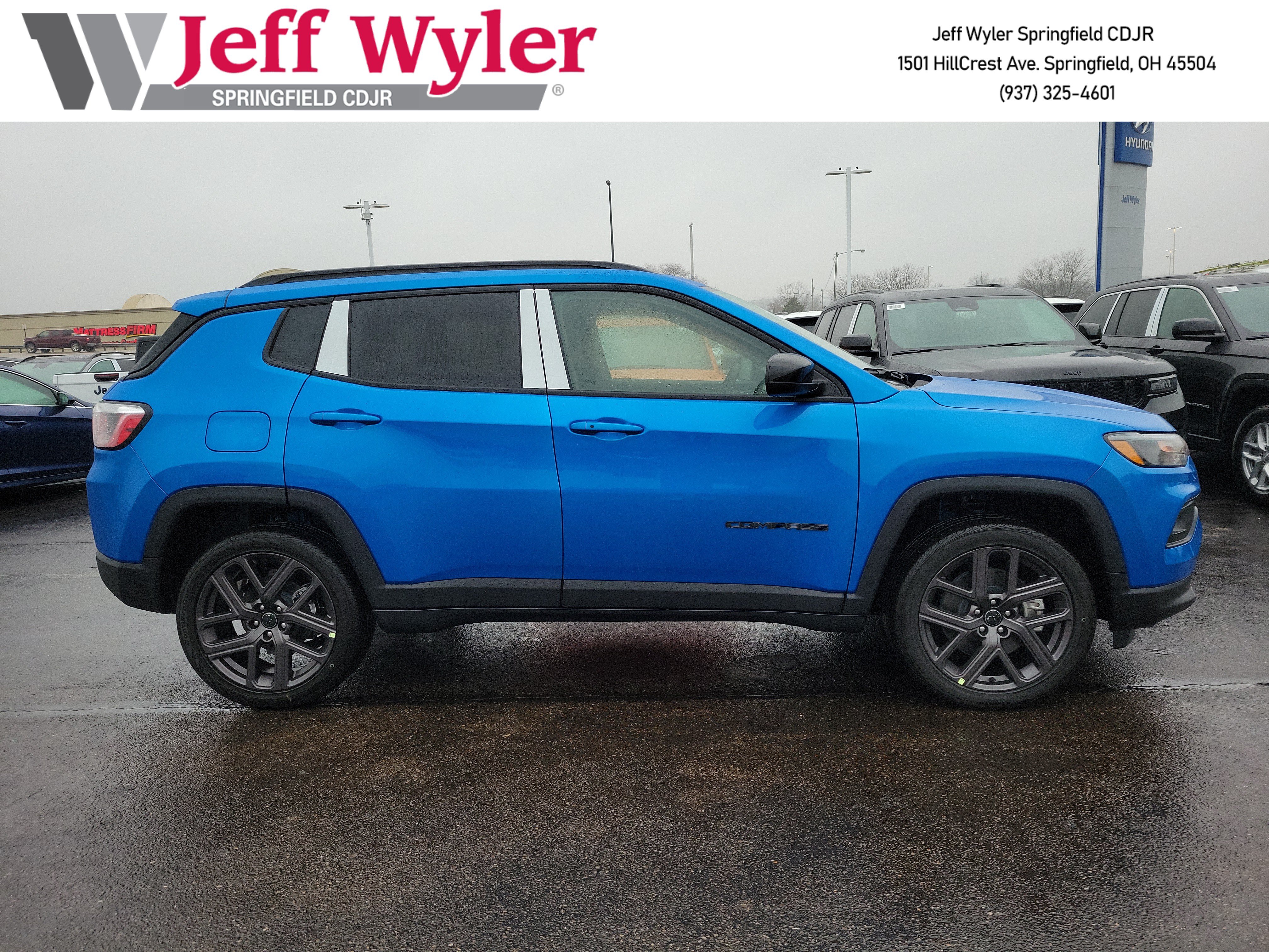 New 2026 Jeep Compass Latitude AWD/4WD image 3