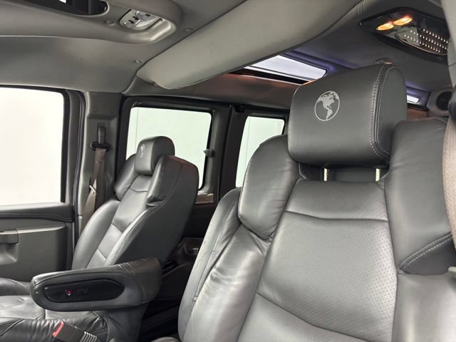 Used 2022 Chevrolet Express 2500 Extended w/ Enhanced Convenience Package RWD image 20