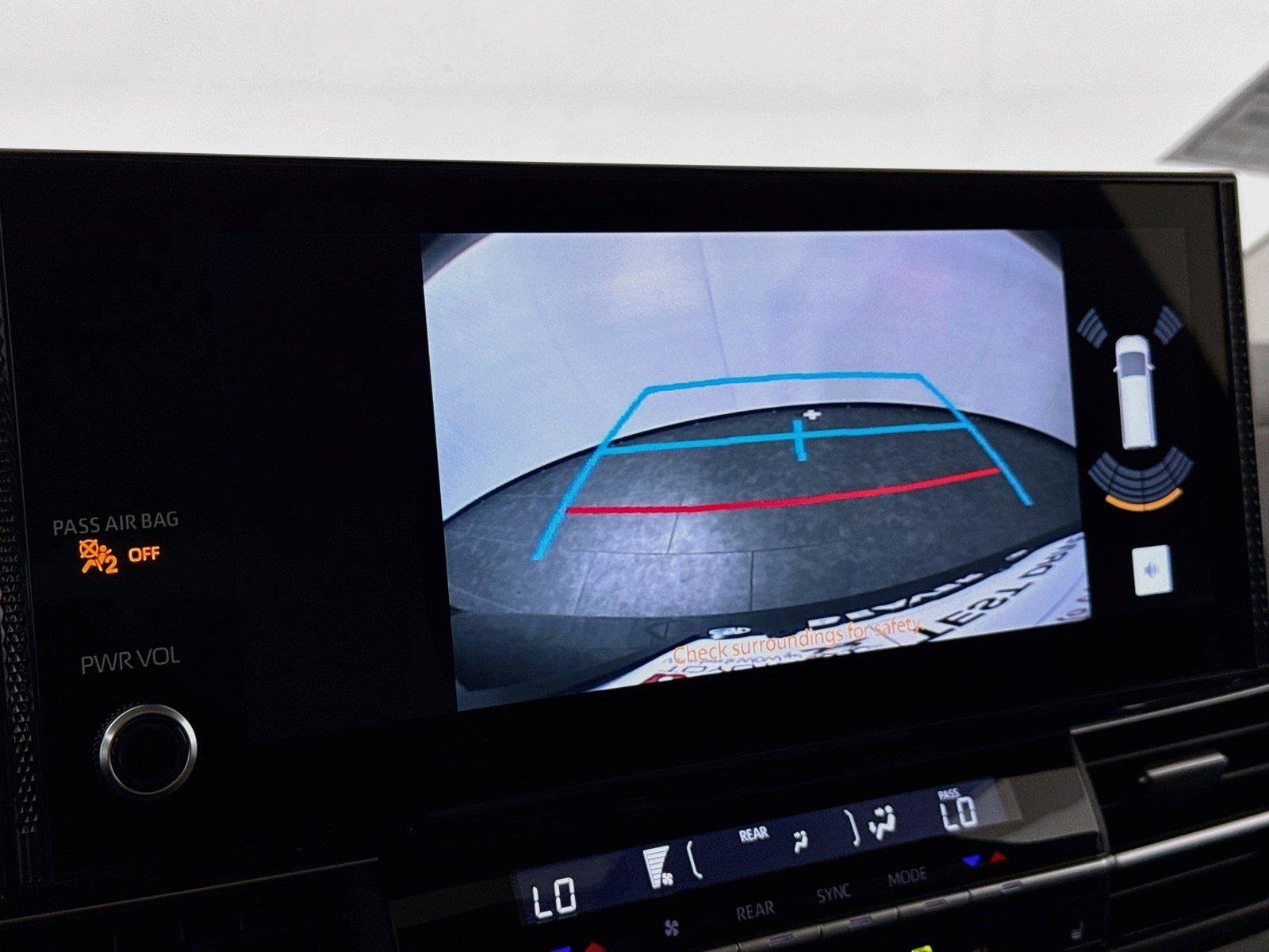 Certified 2026 Toyota Sienna XLE FWD image 26