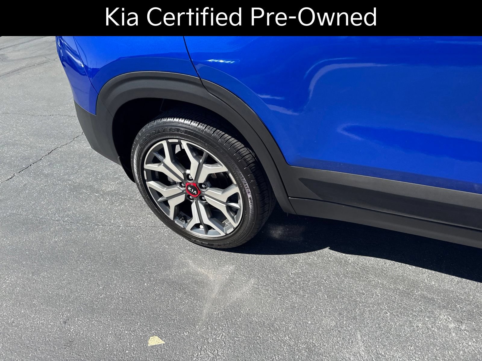 Certified 2021 Kia Seltos SX w/ SX Sunroof Package AWD/4WD image 25
