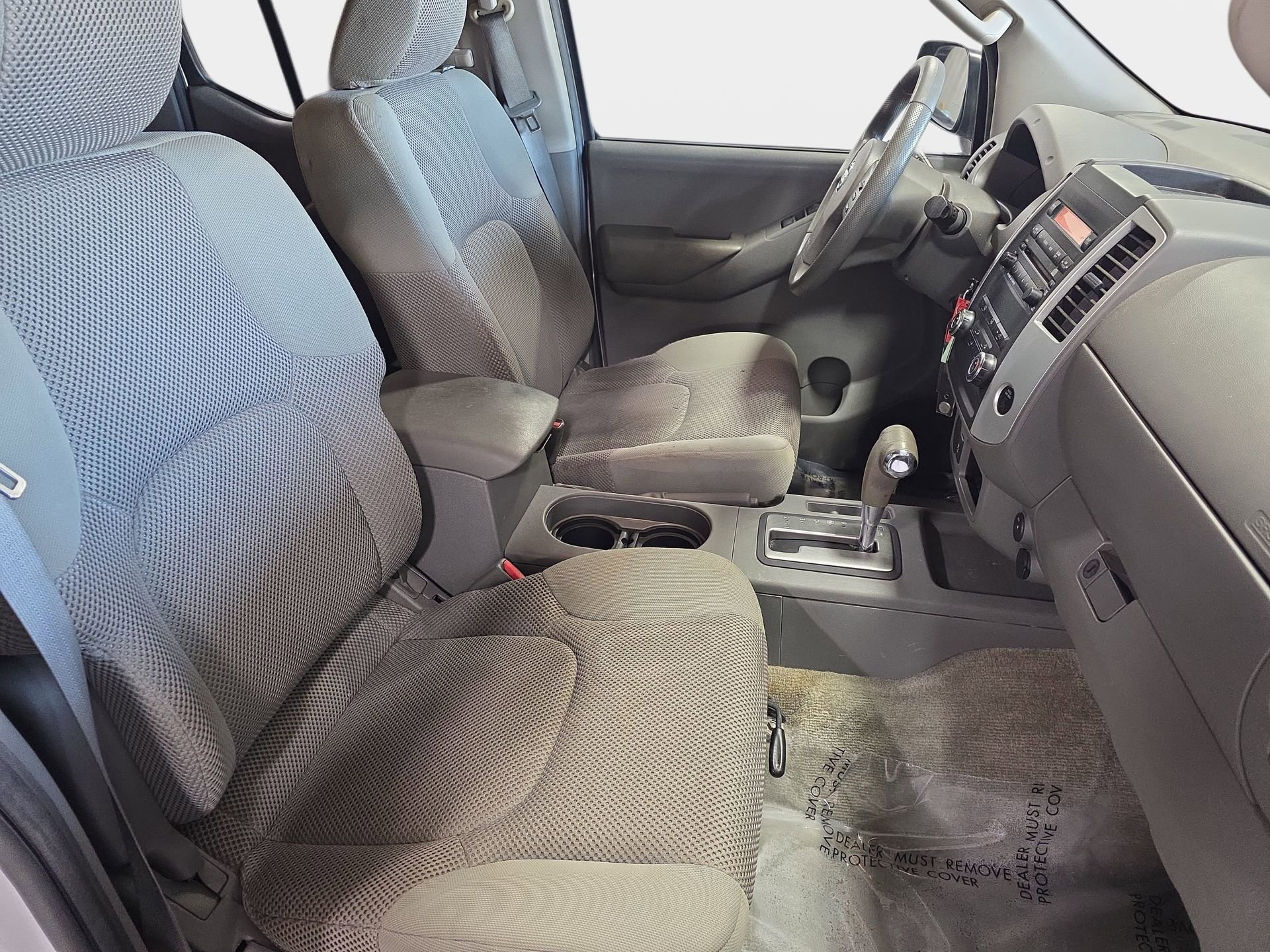 Used 2012 Nissan Frontier SV w/ SV Premium Utility Pkg image 10