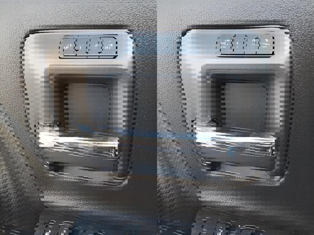 Used 2016 GMC Sierra 1500 SLT image 16