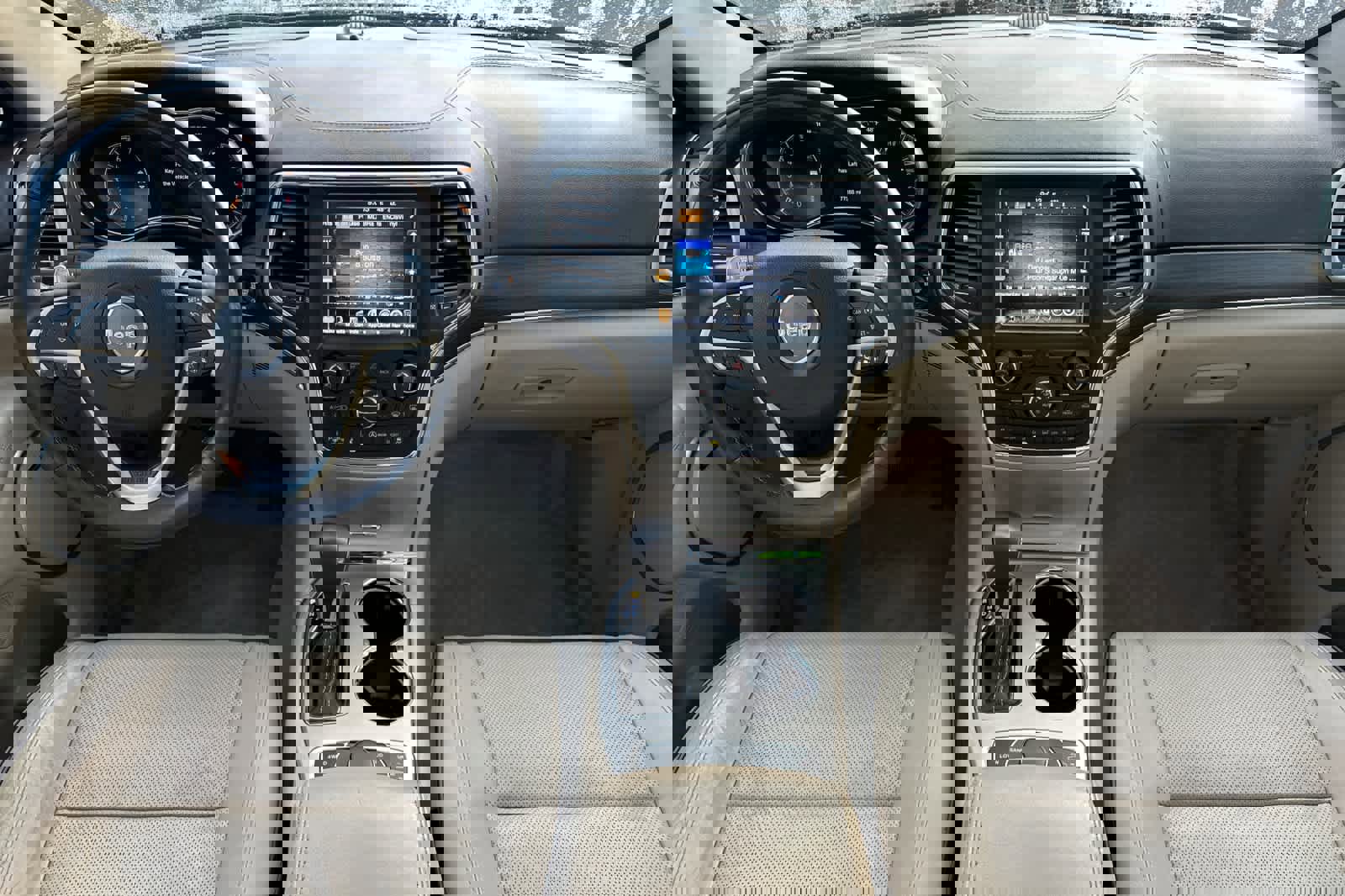 Used 2017 Jeep Grand Cherokee Overland w/ Jeep Active Safety Group image 12