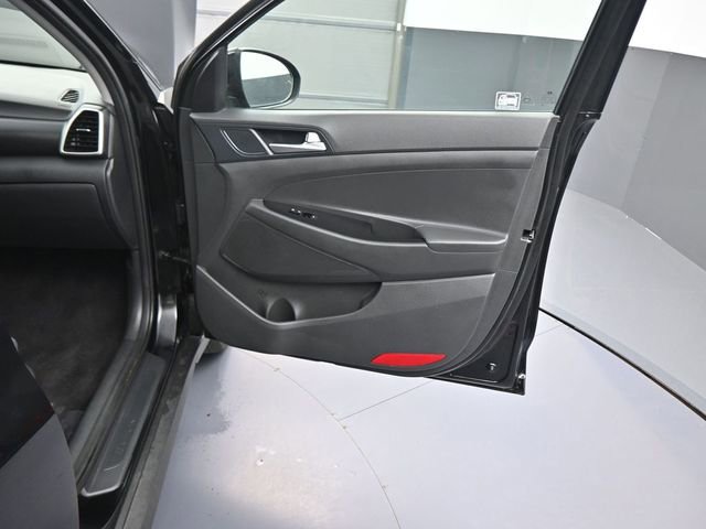 Used 2021 Hyundai Tucson SE w/ Cargo Package image 13