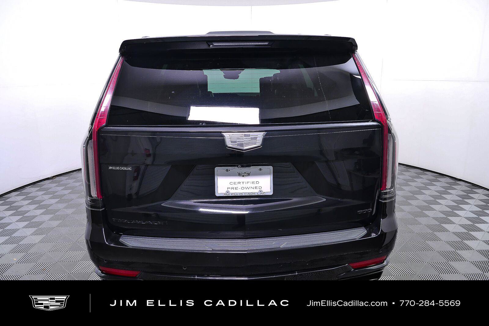 Used 2021 Cadillac Escalade Sport w/ Driver Assist Tech Package AWD/4WD image 34