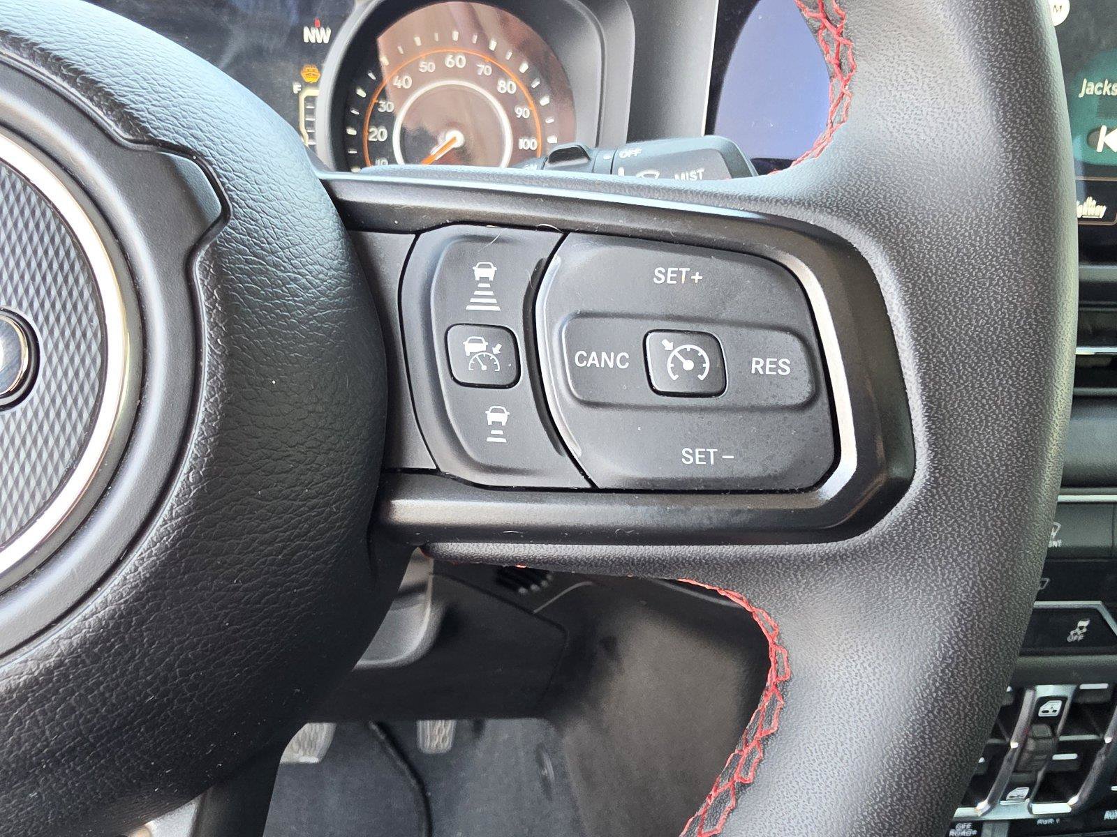 Used 2024 Jeep Wrangler Unlimited Rubicon AWD/4WD image 27