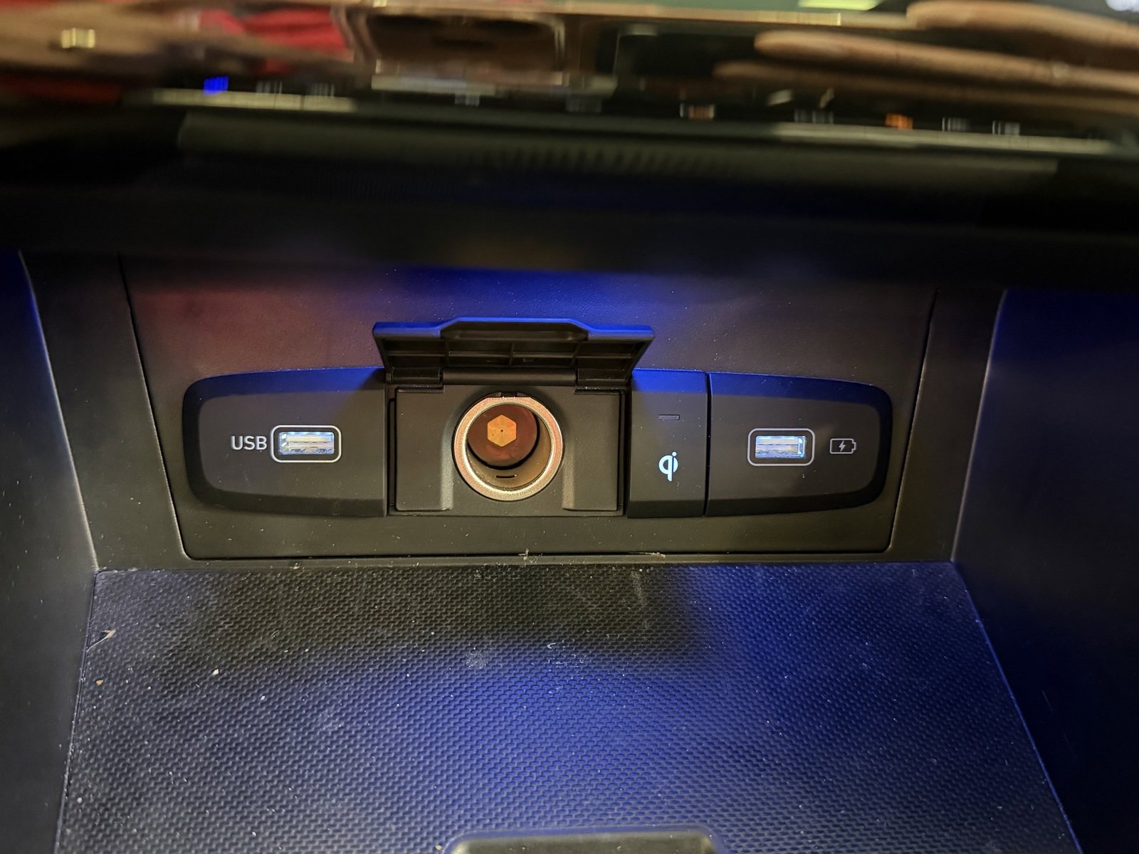 Used 2023 Hyundai Tucson Limited w/ Cargo Package image 28