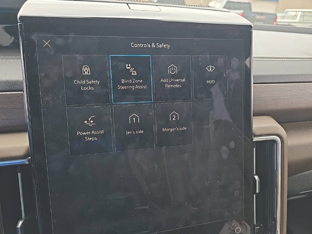 Used 2025 GMC Yukon XL Denali Ultimate image 24