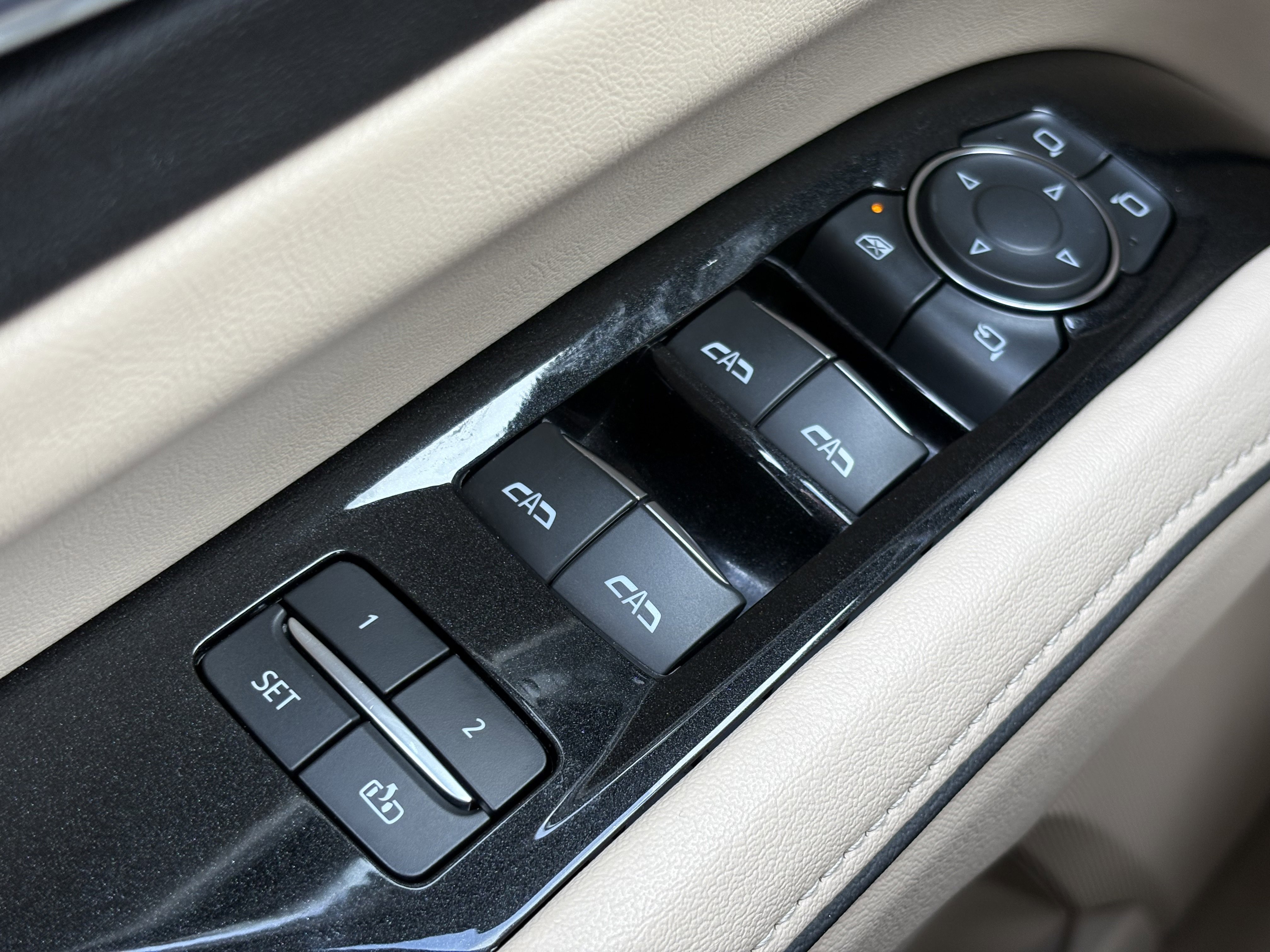 Certified 2024 Cadillac Escalade Premium Luxury image 36