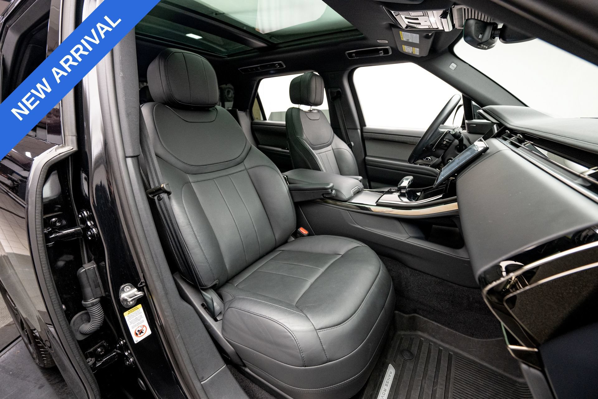 Used 2024 Land Rover Range Rover Sport Dynamic SE AWD/4WD image 15