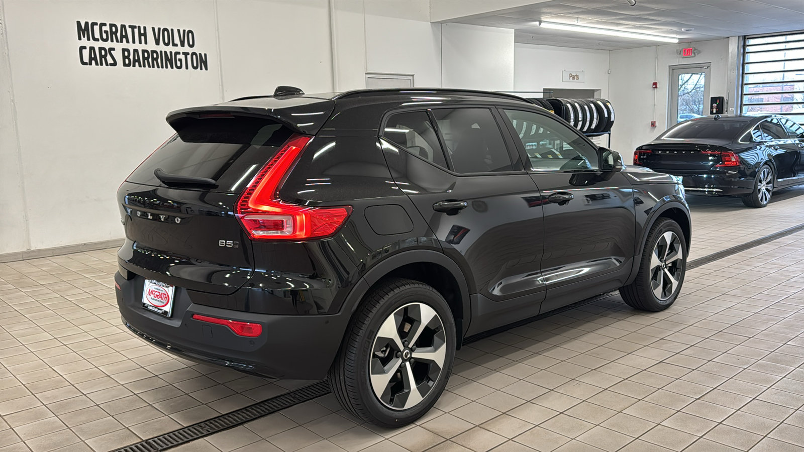 New 2026 Volvo XC40 B5 Plus w/ Climate Package AWD/4WD image 5