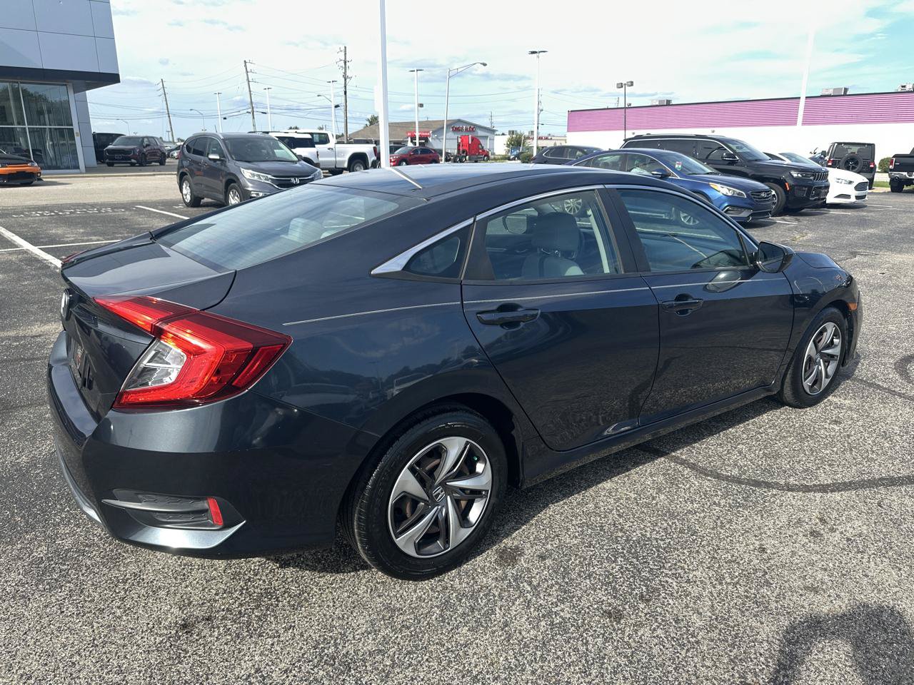 Used 2019 Honda Civic LX image 8