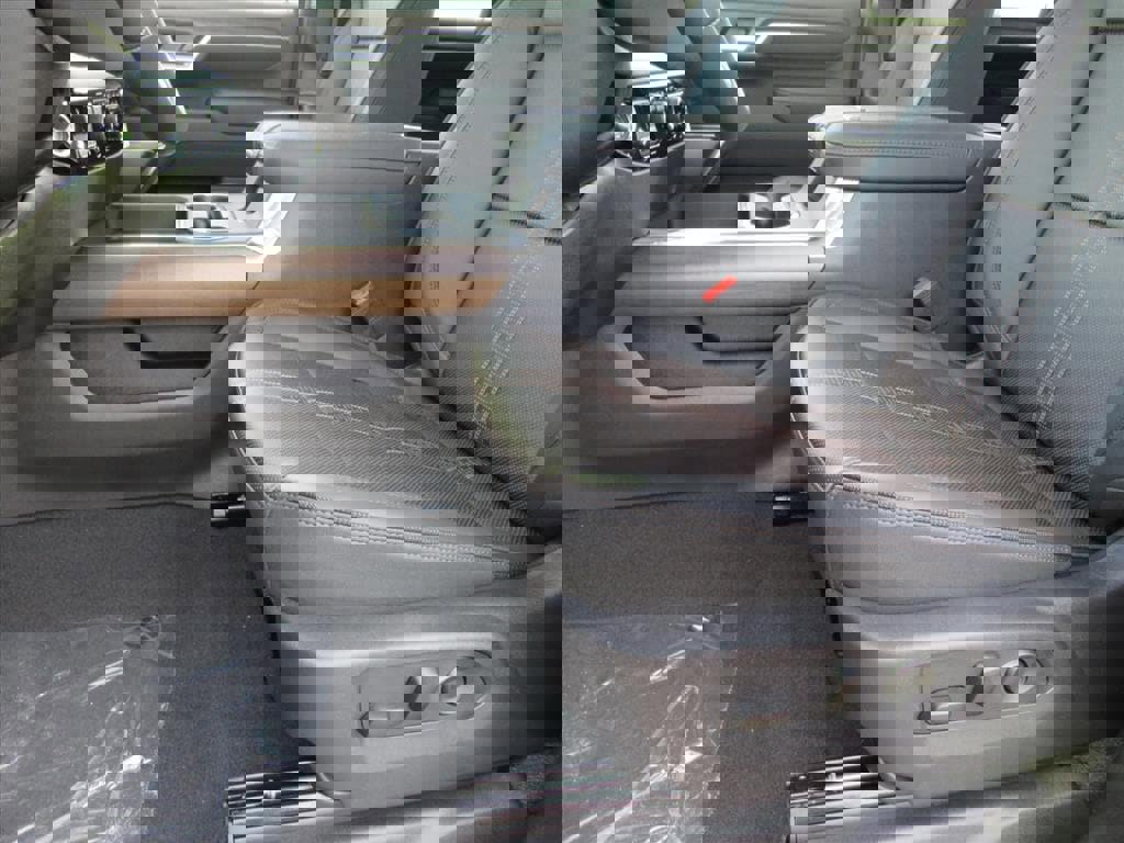 New 2026 Chevrolet Silverado 3500 High Country w/ Midnight Edition image 18