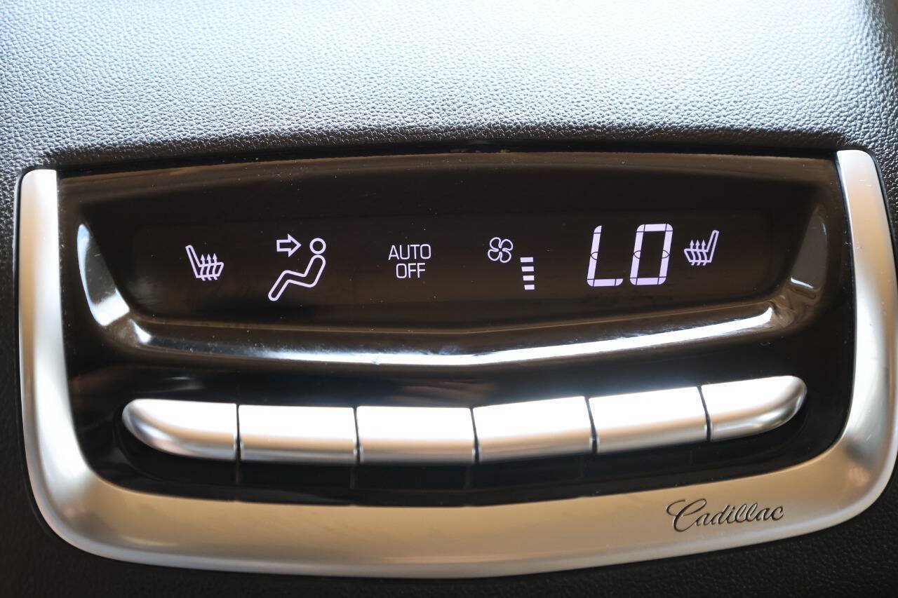 Used 2021 Cadillac XT6 Sport w/ Platinum Package AWD/4WD image 23