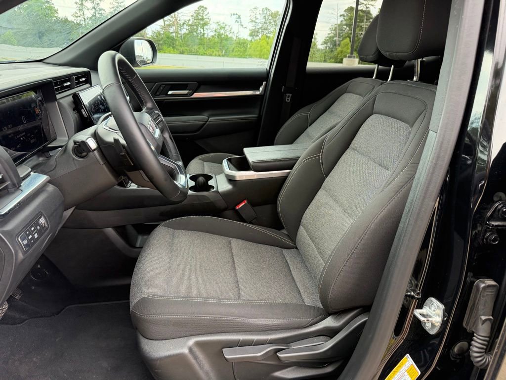 Used 2025 GMC Terrain Elevation AWD/4WD image 10