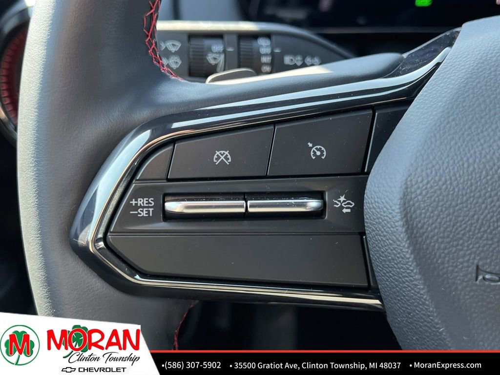 Certified 2024 Chevrolet Equinox EV RS image 24