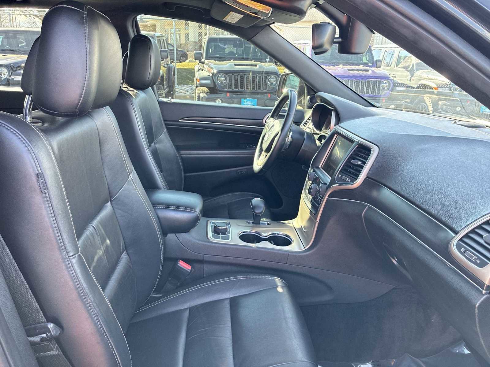 Used 2014 Jeep Grand Cherokee Limited image 20