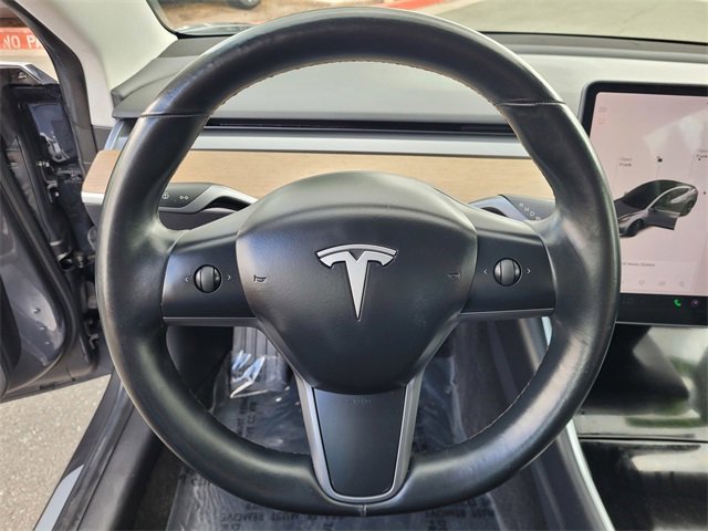 Used 2018 Tesla Model 3 Long Range image 18