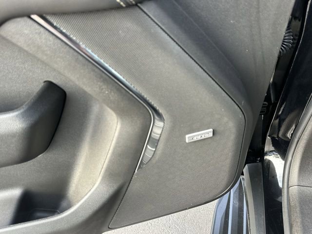 New 2025 GMC Yukon XL Elevation image 25