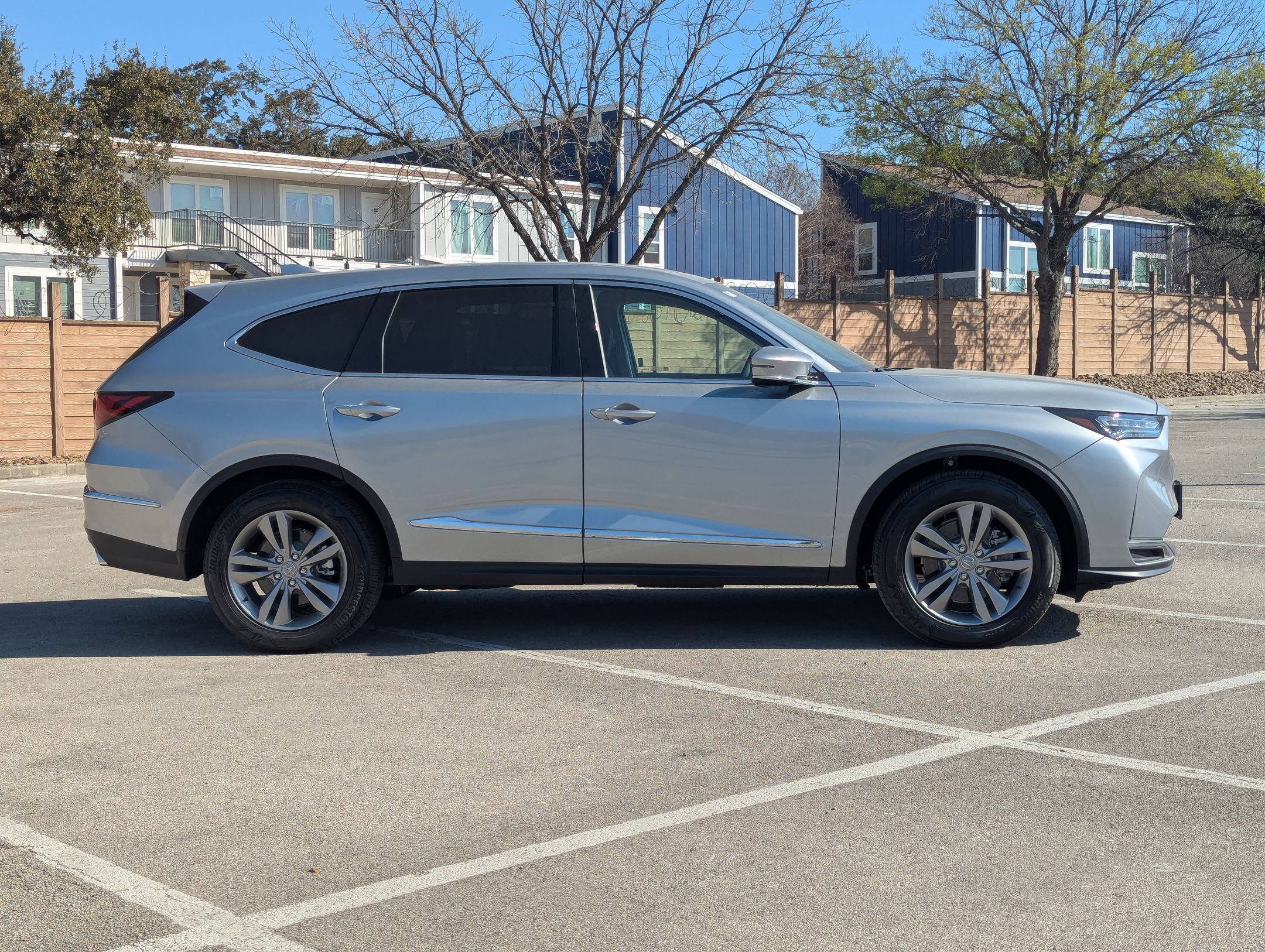 New 2026 Acura MDX SH-AWD image 3