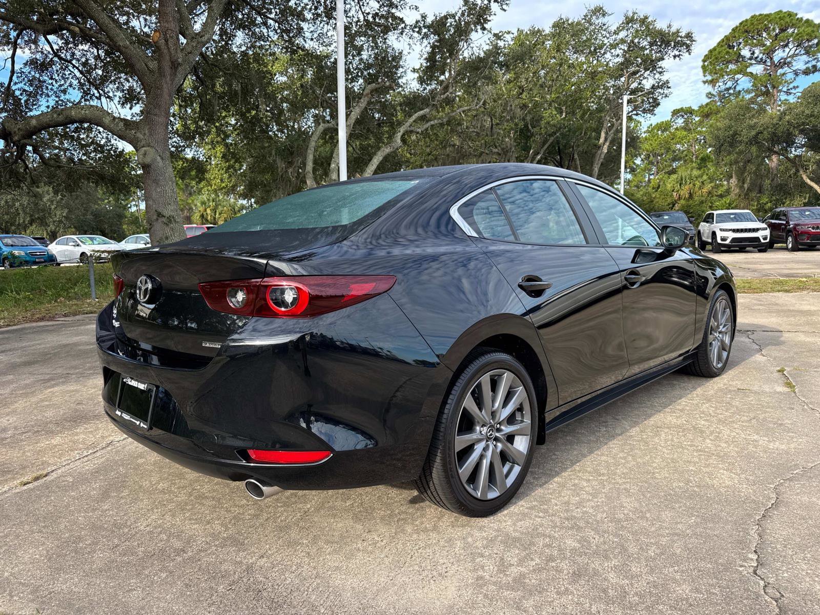 Used 2024 MAZDA MAZDA3 s image 3