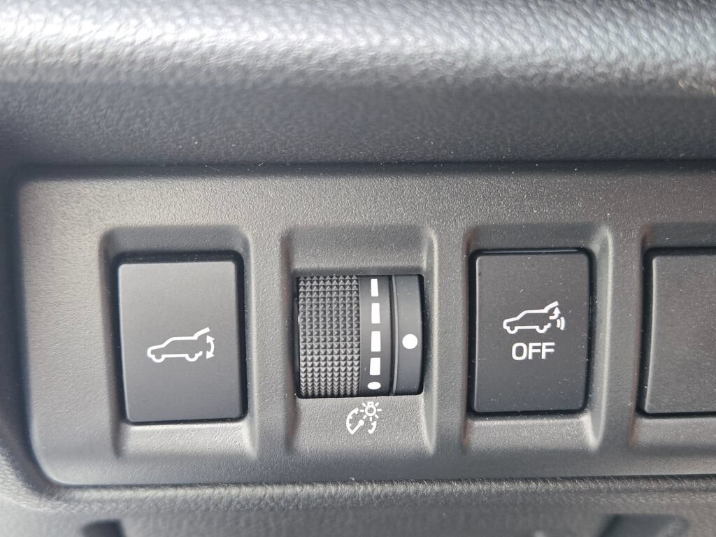 Certified 2025 Subaru Outback Premium AWD/4WD image 24
