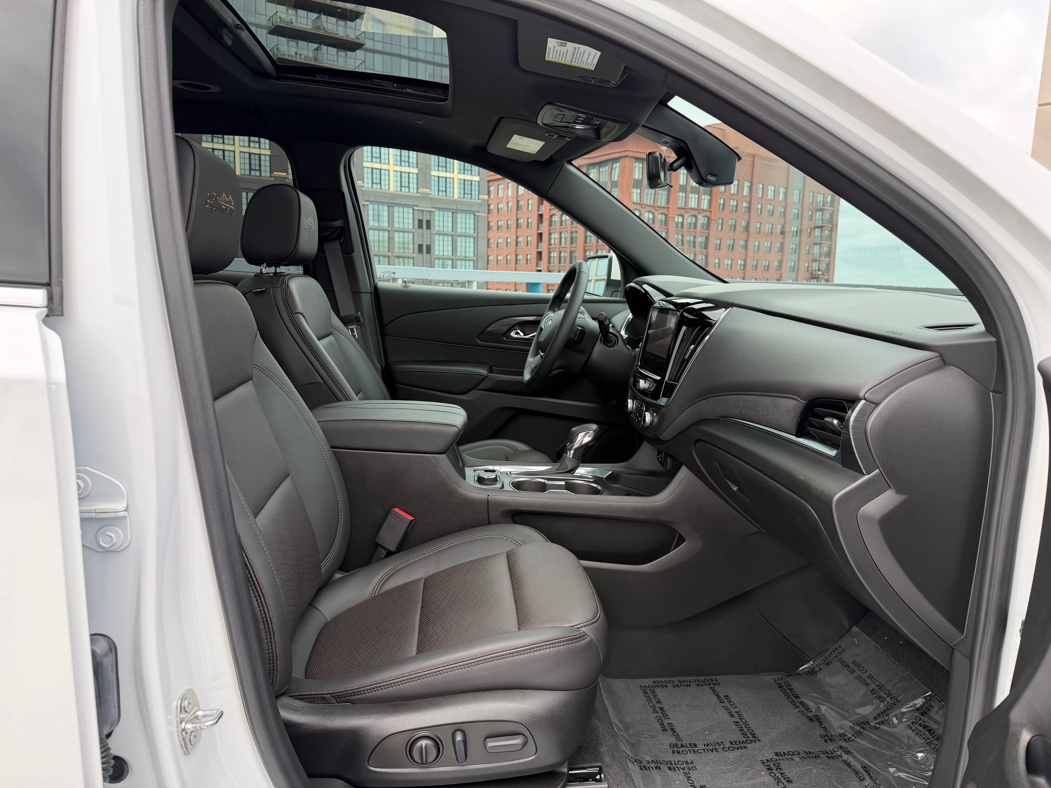 Used 2023 Chevrolet Traverse High Country AWD/4WD image 26