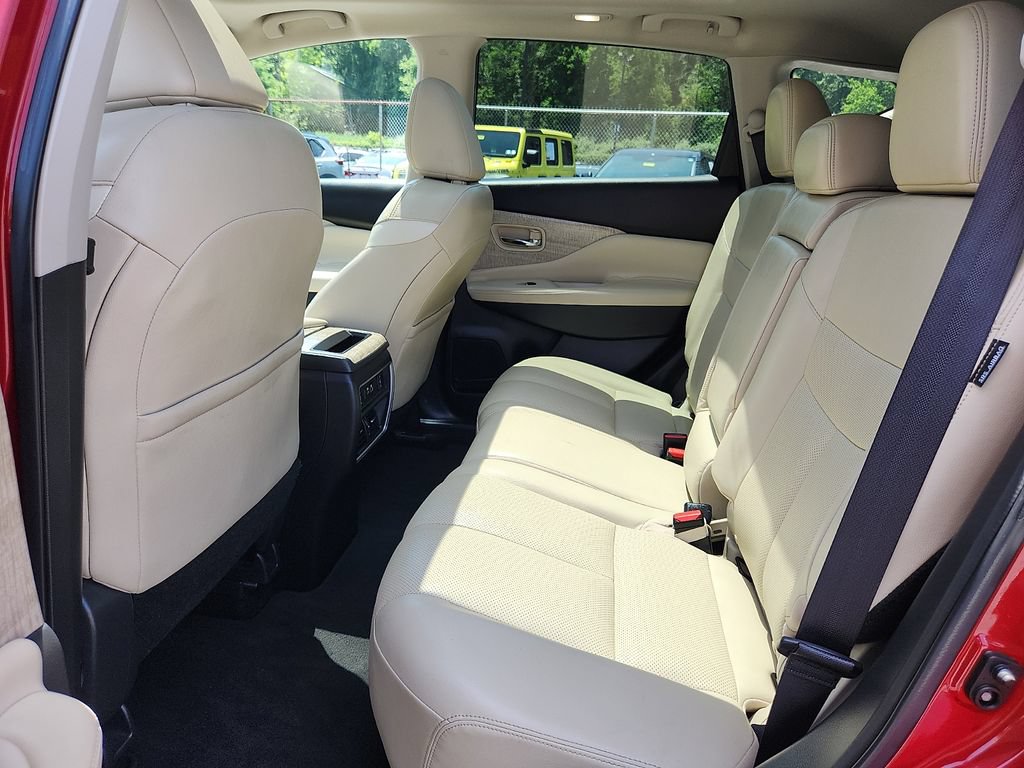 Used 2020 Nissan Murano SL w/ Moonroof Package AWD/4WD image 10