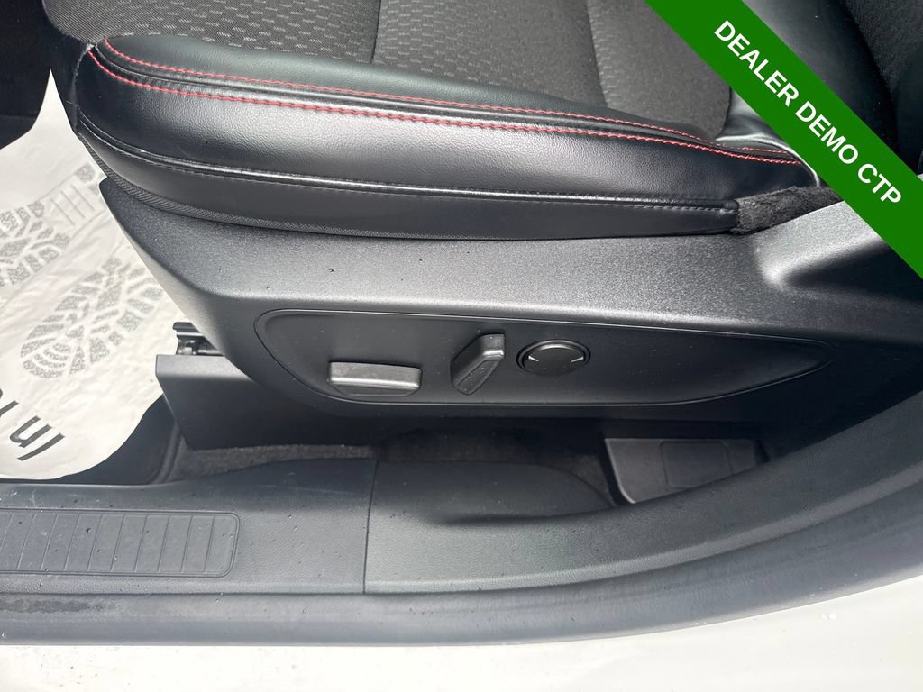 Used 2024 Ford Escape ST-Line Select w/ Tech Pack #2 AWD/4WD image 28
