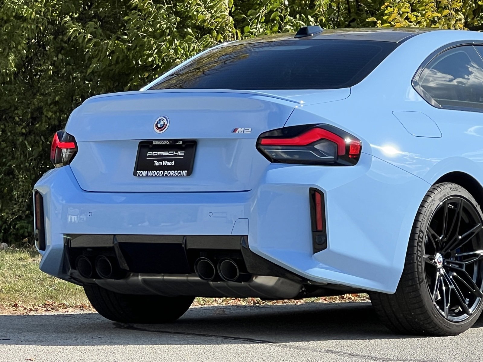 Used 2023 BMW M2 w/ Lighting Package image 9