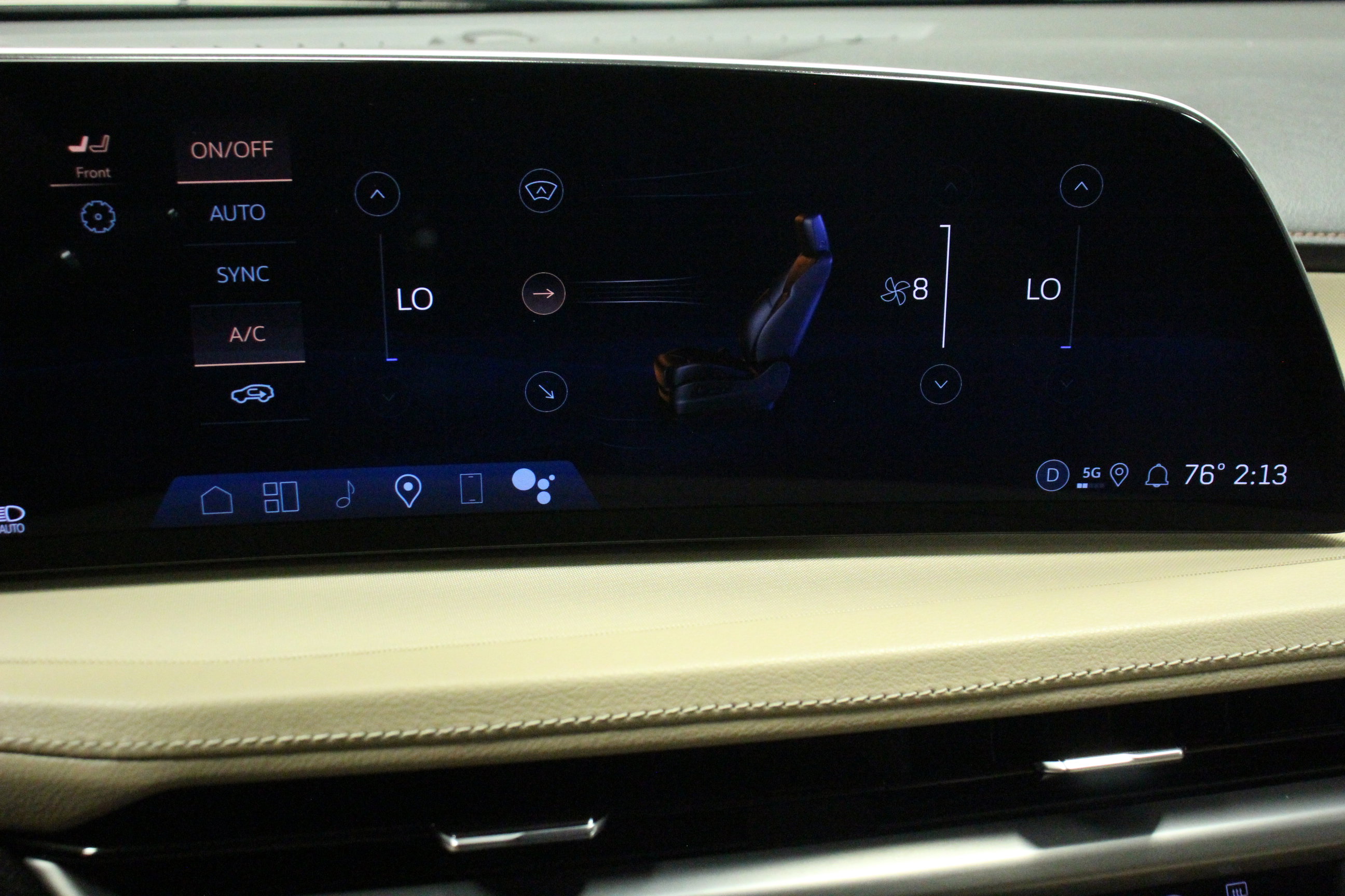 Used 2024 Cadillac XT4 Luxury image 28