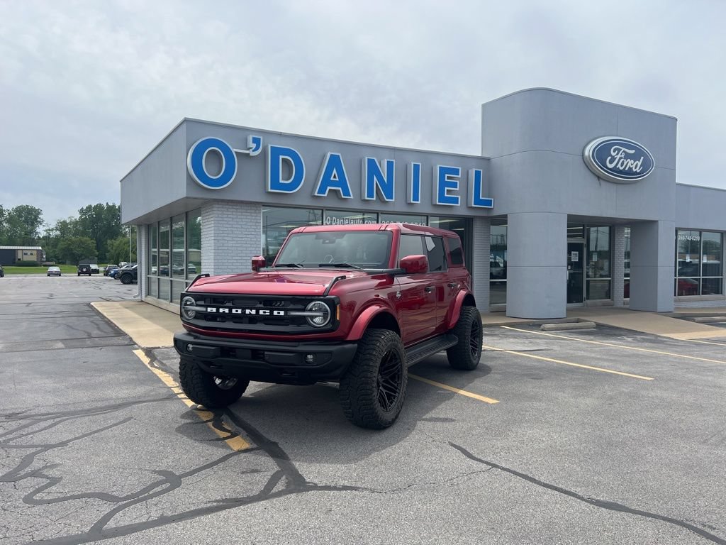 New 2026 Ford Bronco Outer Banks AWD/4WD image 2
