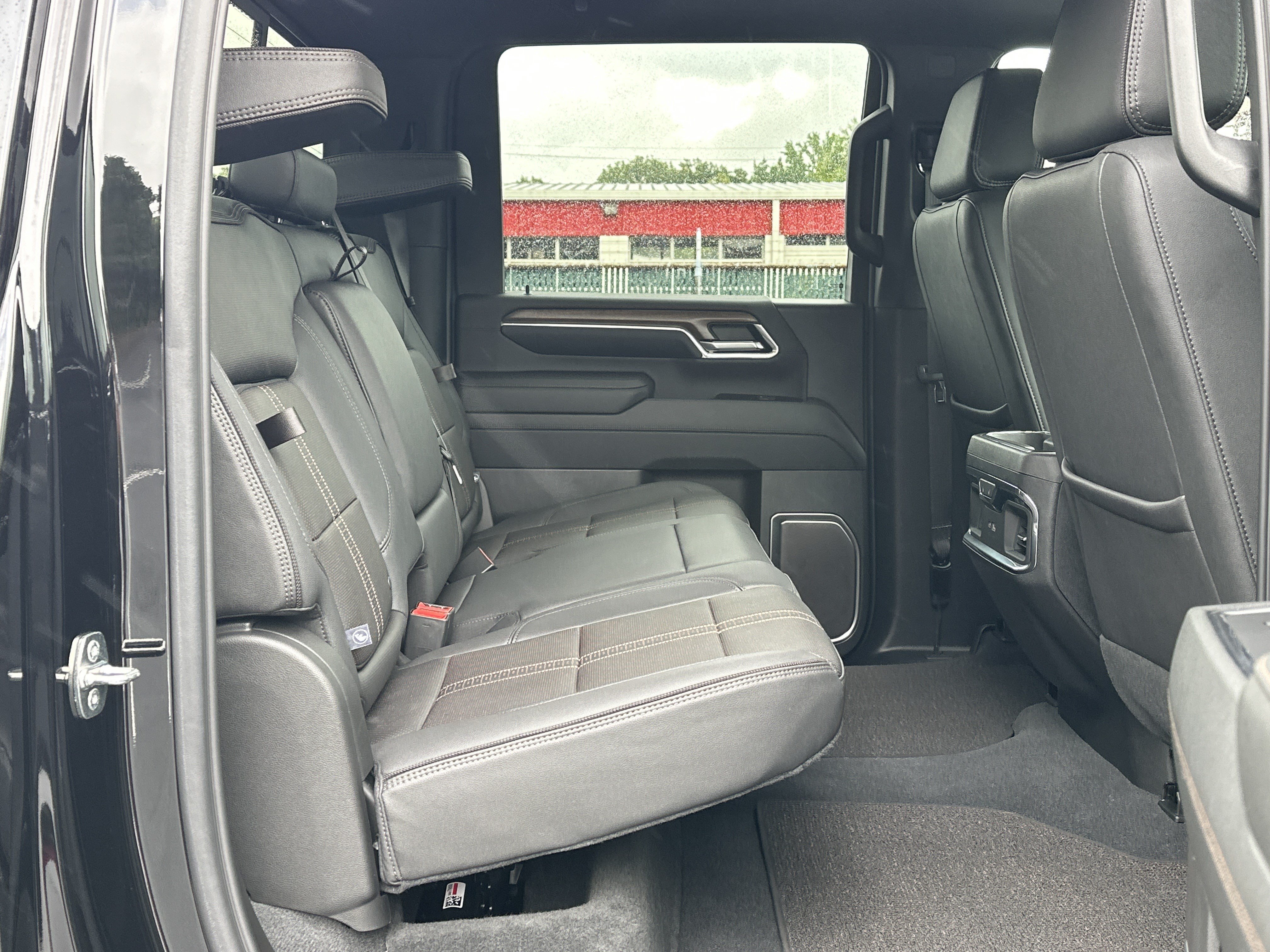 Used 2024 Chevrolet Silverado 2500 High Country w/ High Country Premium Package AWD/4WD image 13