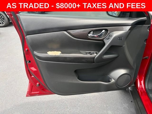 Used 2018 Nissan Rogue SV w/ Premium Package FWD image 12