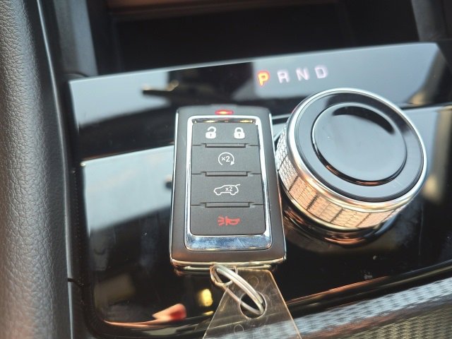 New 2025 Jeep Grand Cherokee Altitude image 30