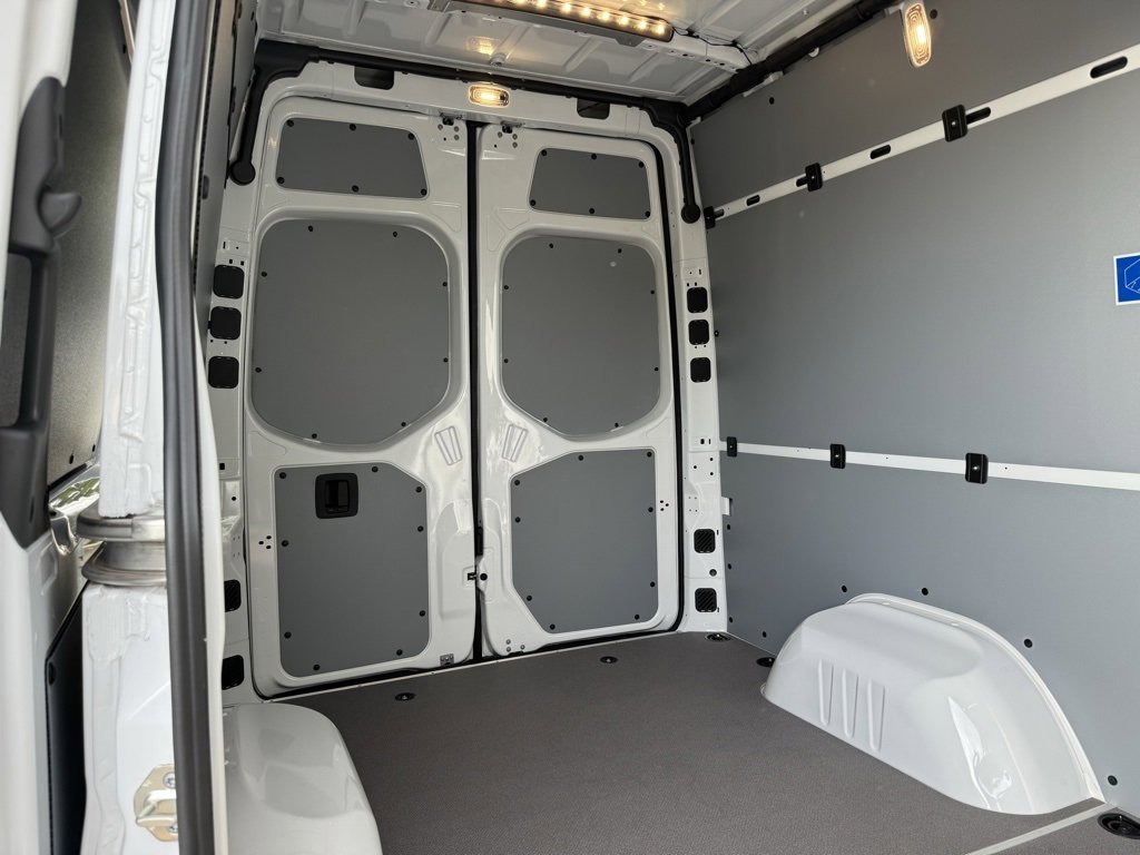 Used 2024 Mercedes-Benz Sprinter 144 Cargo image 11