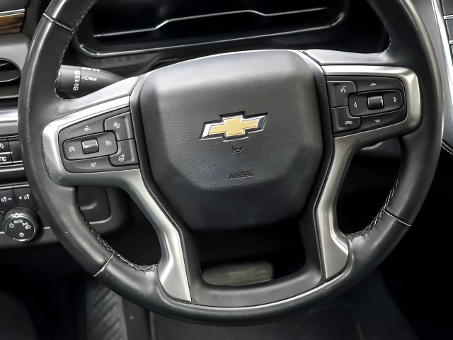 Used 2024 Chevrolet Tahoe Premier w/ Premium Package 2 AWD/4WD image 16
