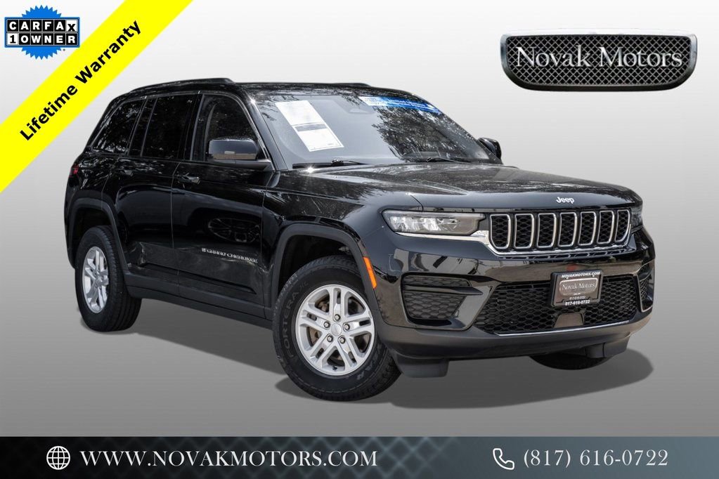 Used 2022 Jeep Grand Cherokee Laredo w/ Luxury Tech Group I