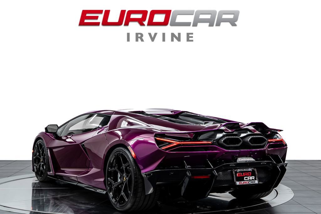 Used 2025 Lamborghini Revuelto AWD/4WD image 3